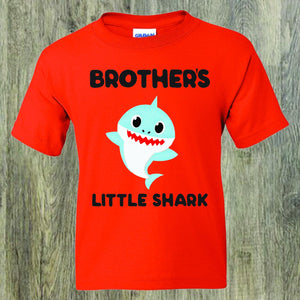 Open image in slideshow, Brothers Little Shark design print on T-shirt - Stop Design Print
